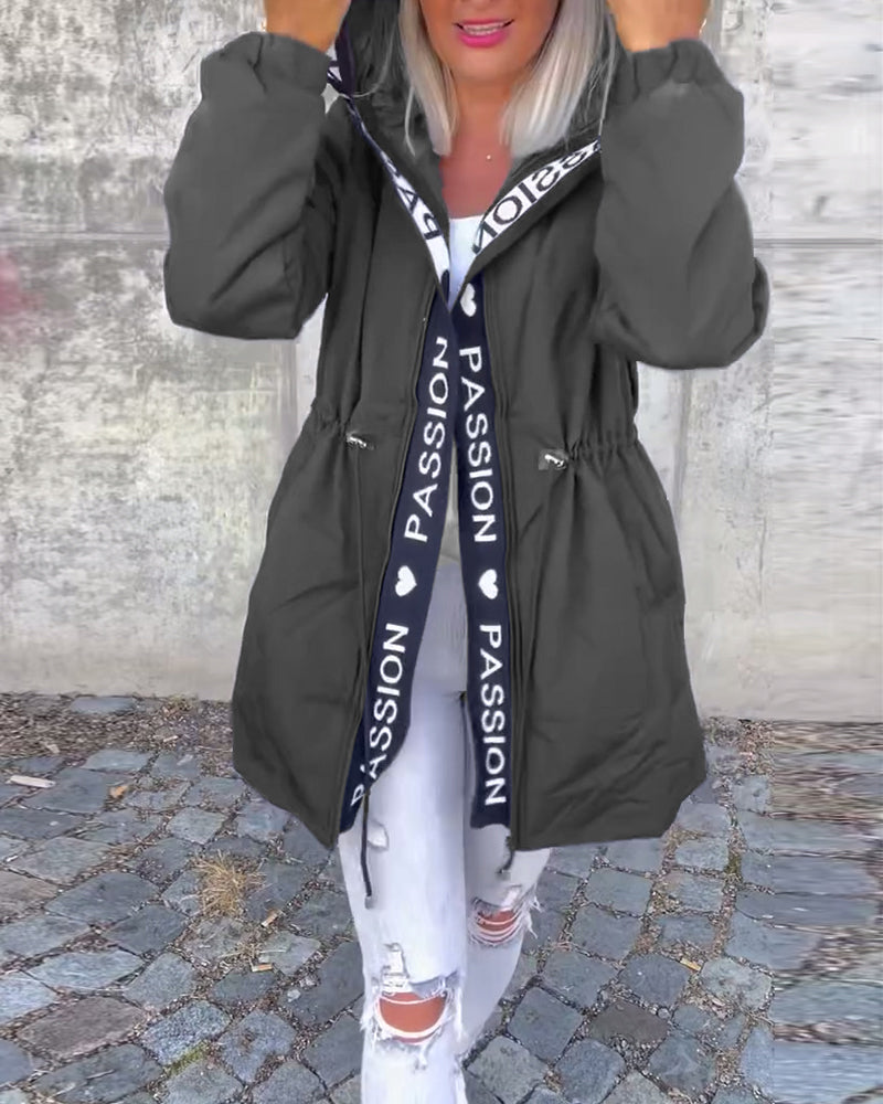 Black hoodie with "Passionš¤" print