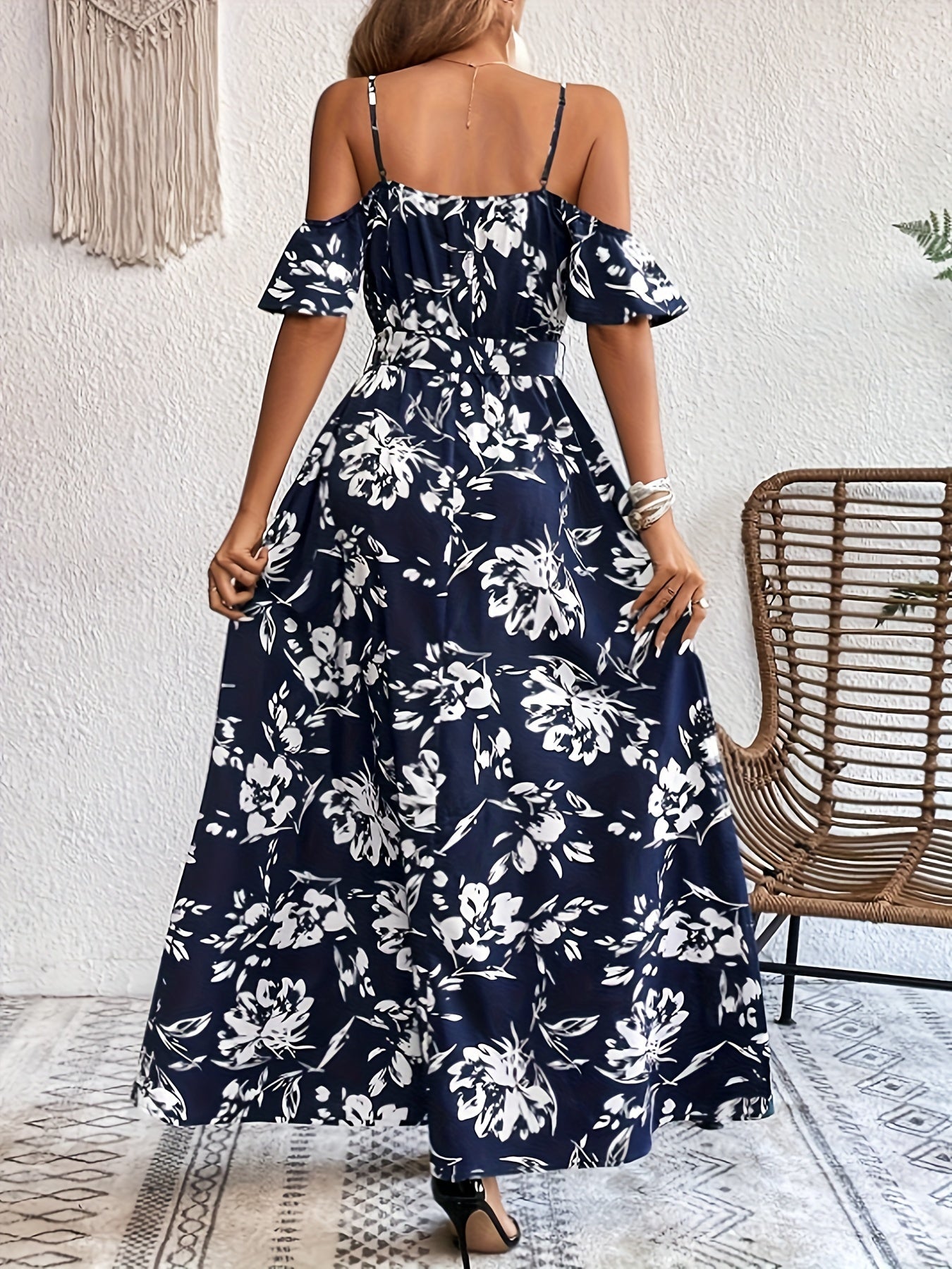 Sophie – Elegant Floral Shoulder Summer Dress