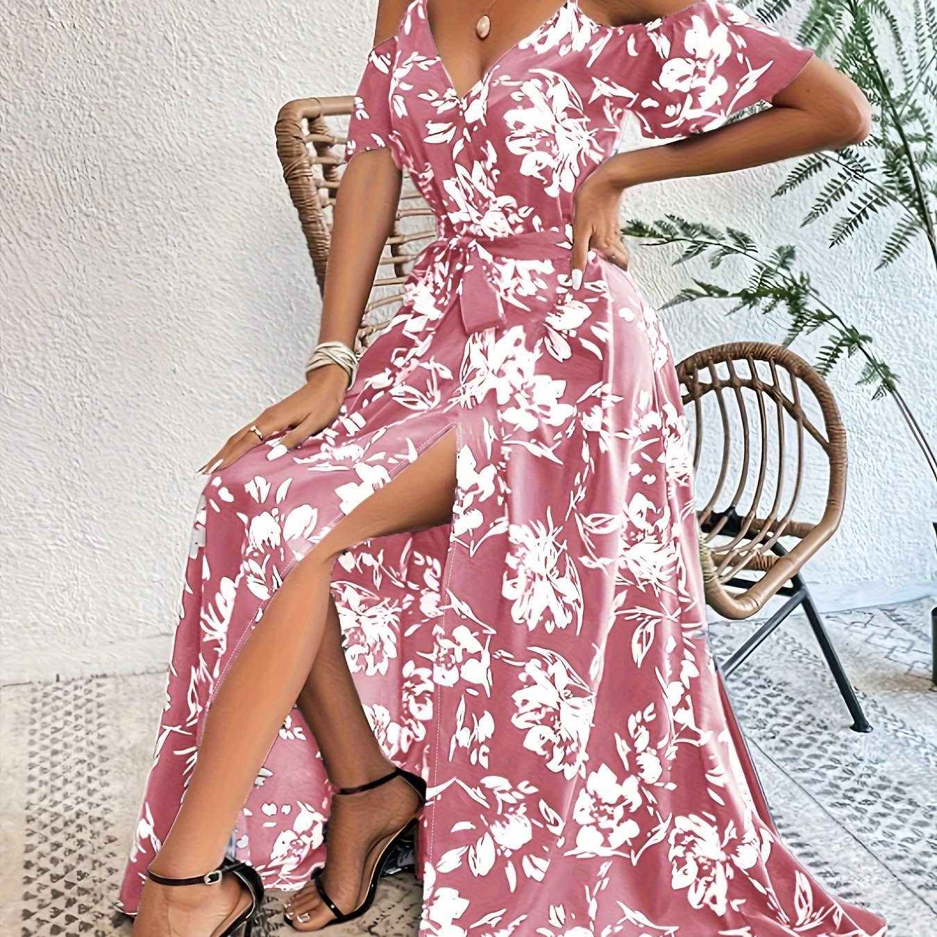 Sophie – Elegant Floral Shoulder Summer Dress