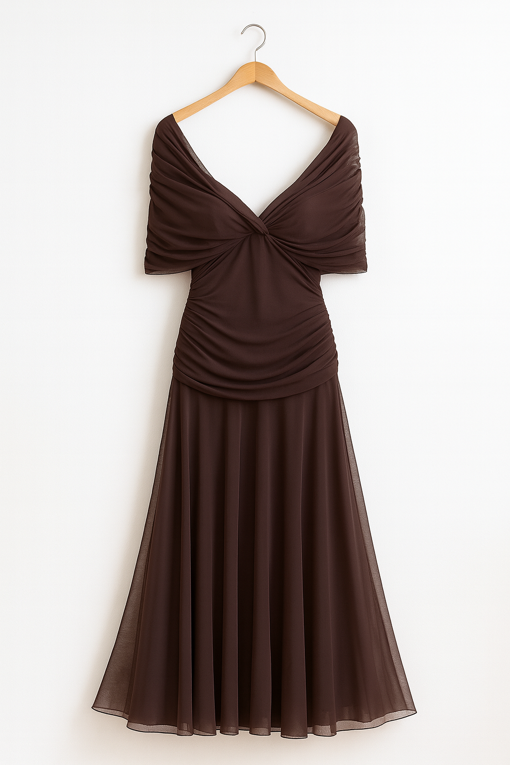 Everleigh Melbourne | Elegant V-Neck Maxi Summer Dress