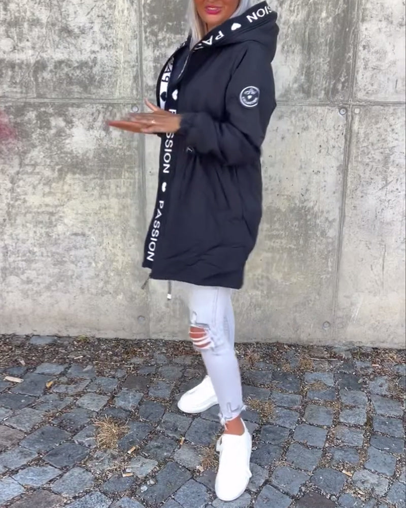 Black hoodie with "Passionš¤" print